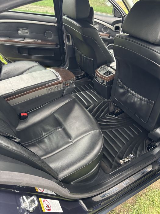 BMW 7 Series E66 Long 3.6i 2003 рік