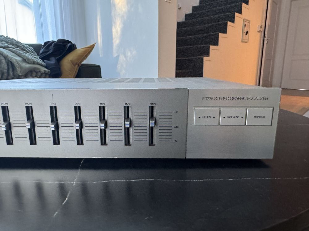 Equalizer Philips F3235