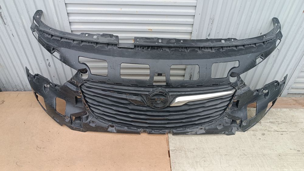 Vendo grelha de frente Opel combo ano 2018