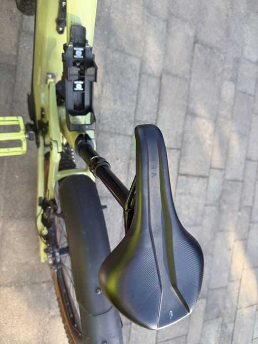 Rower elektryczny stereo hybrid 140S Cube