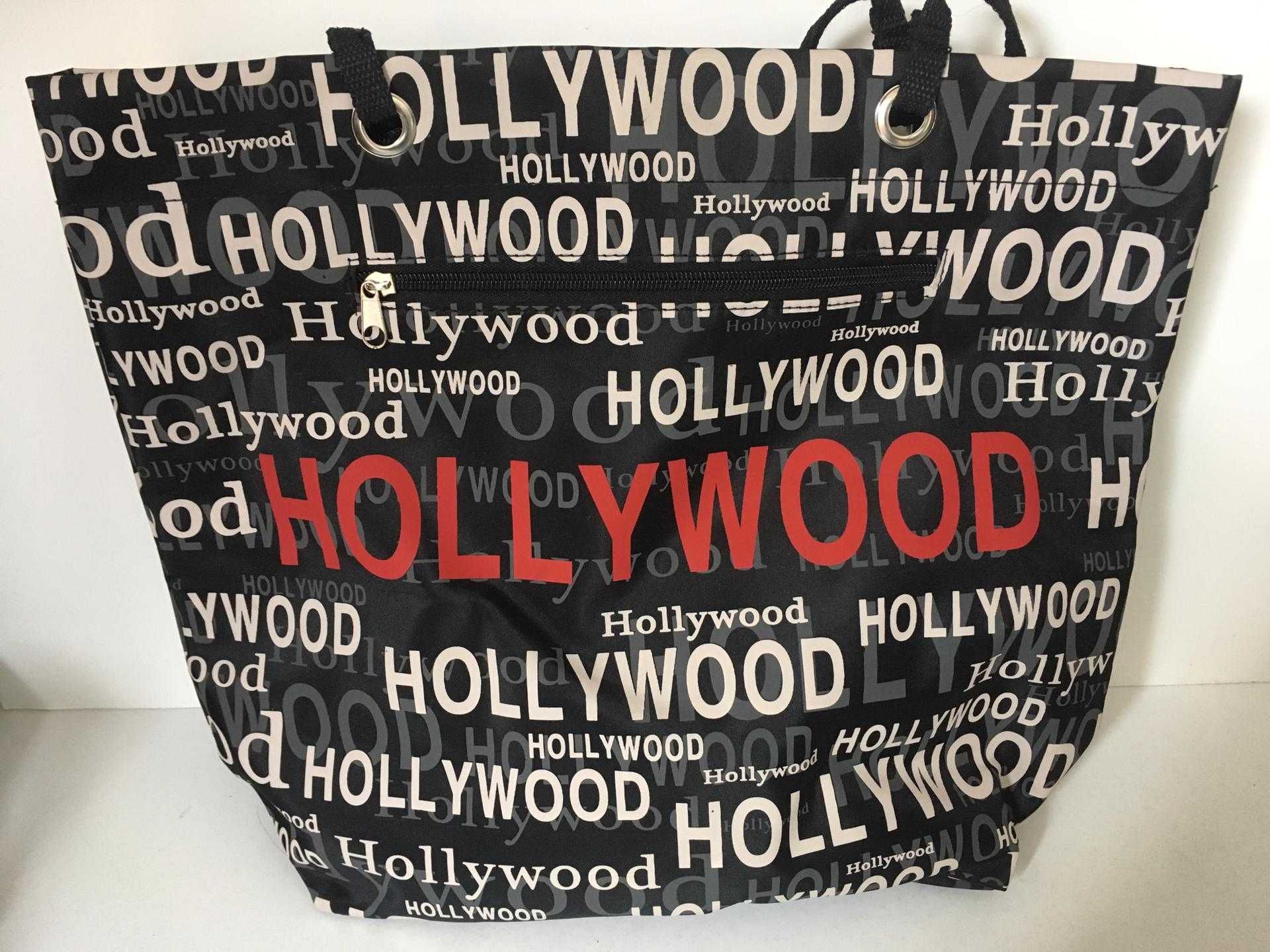 Saco Preto, Branco e Vermelho a dizer HOLLYWOOD