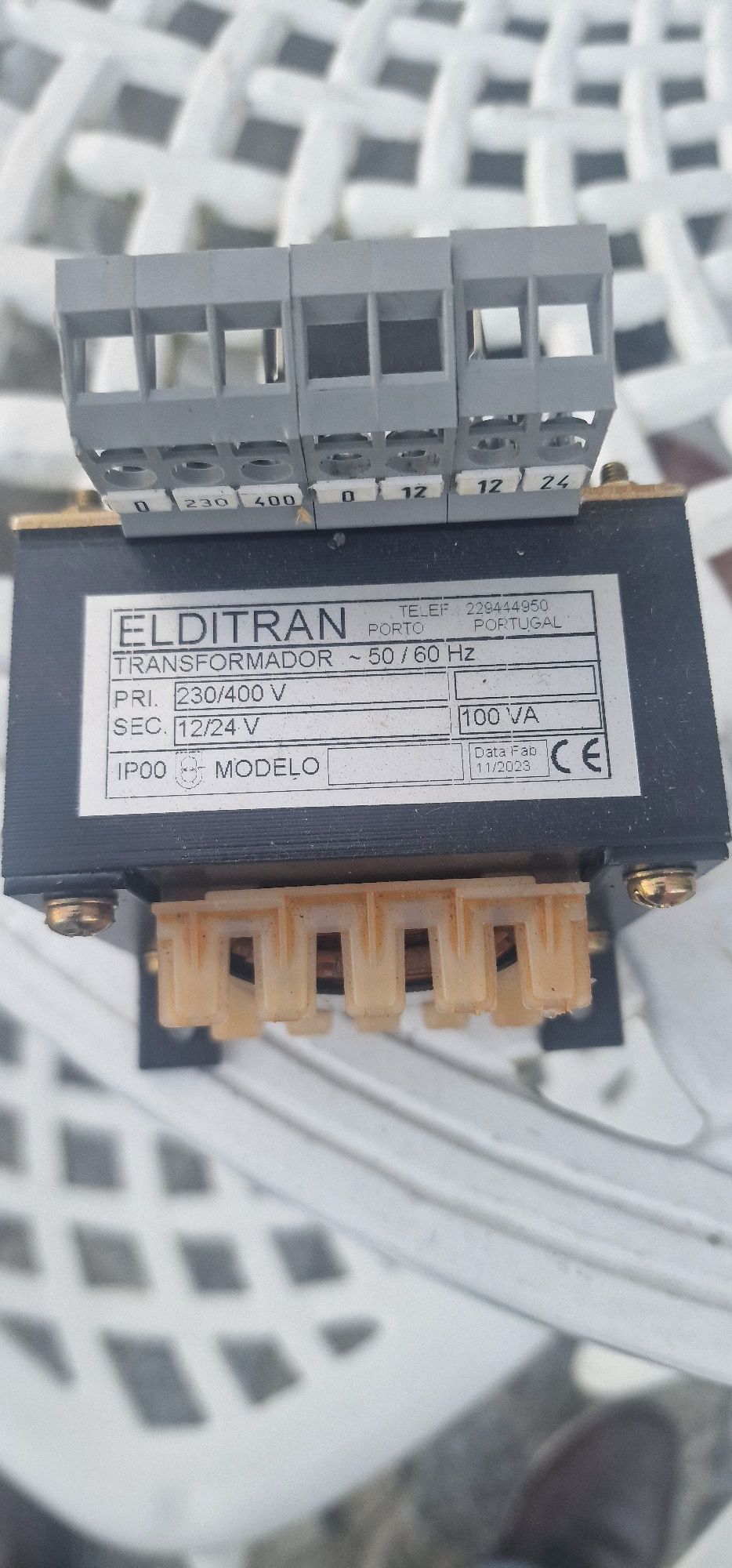 Transformador potente 12v e 24 voltes novo qualidade.