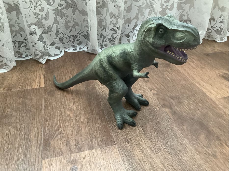 Игрушка резиновая Динозавр