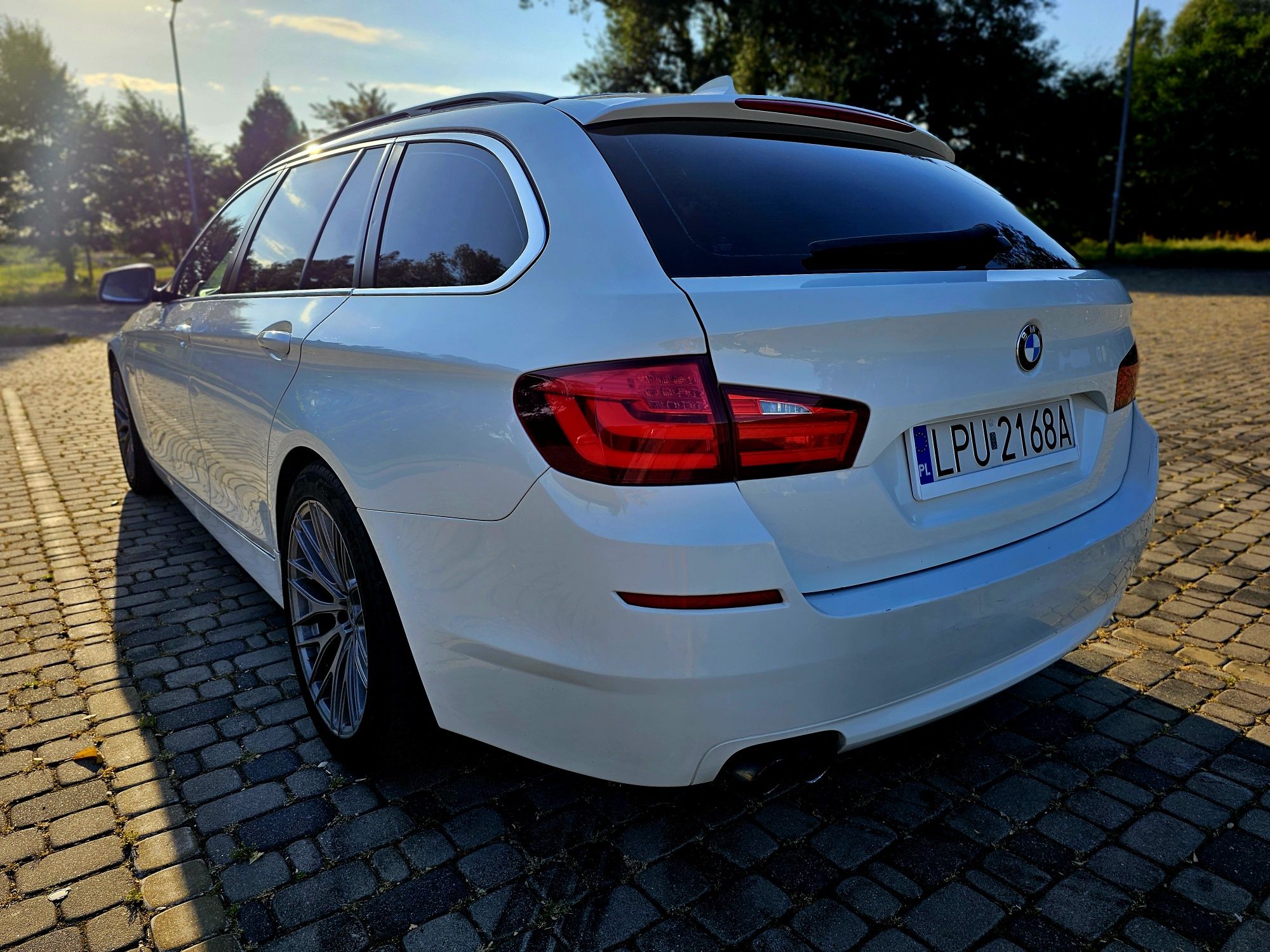 BMW F11 seria 525 3.0d 2011 automat hak elektryczny