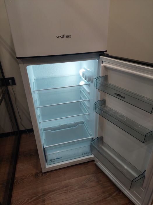 Холодильник Vestfrost