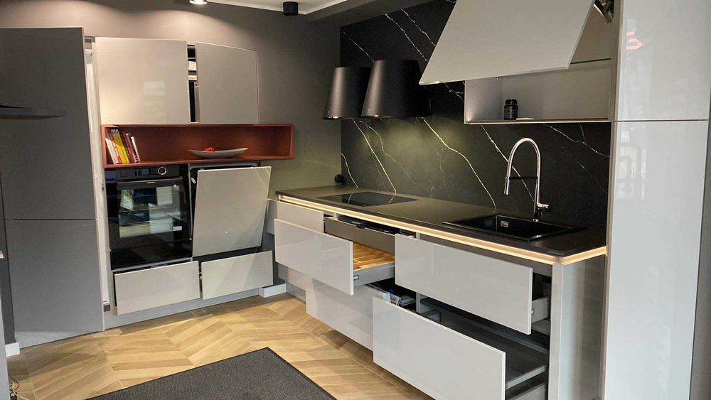 Kuchnie niemieckie Nolte – wyprzedaż ekspozycji – model NOVA LACK