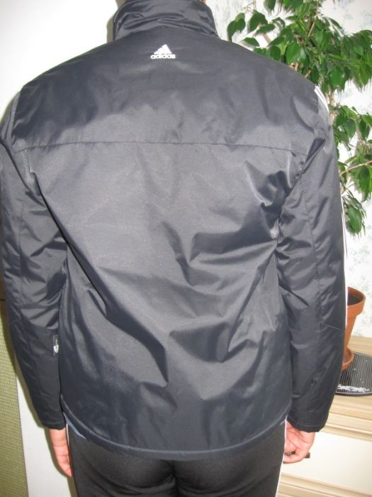 Продам мужскую демисезонную куртку adidas, размер 44 - 46(укр)