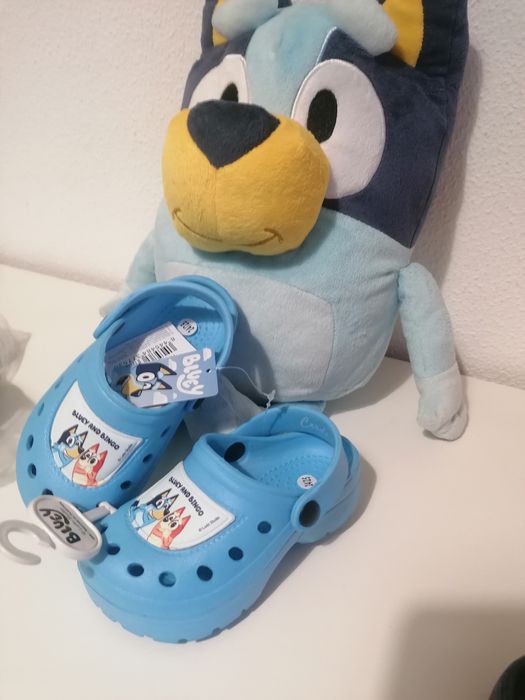 Crocs Bluey novas