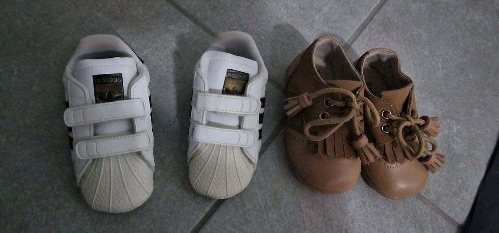 Tenis e sapatinhos
