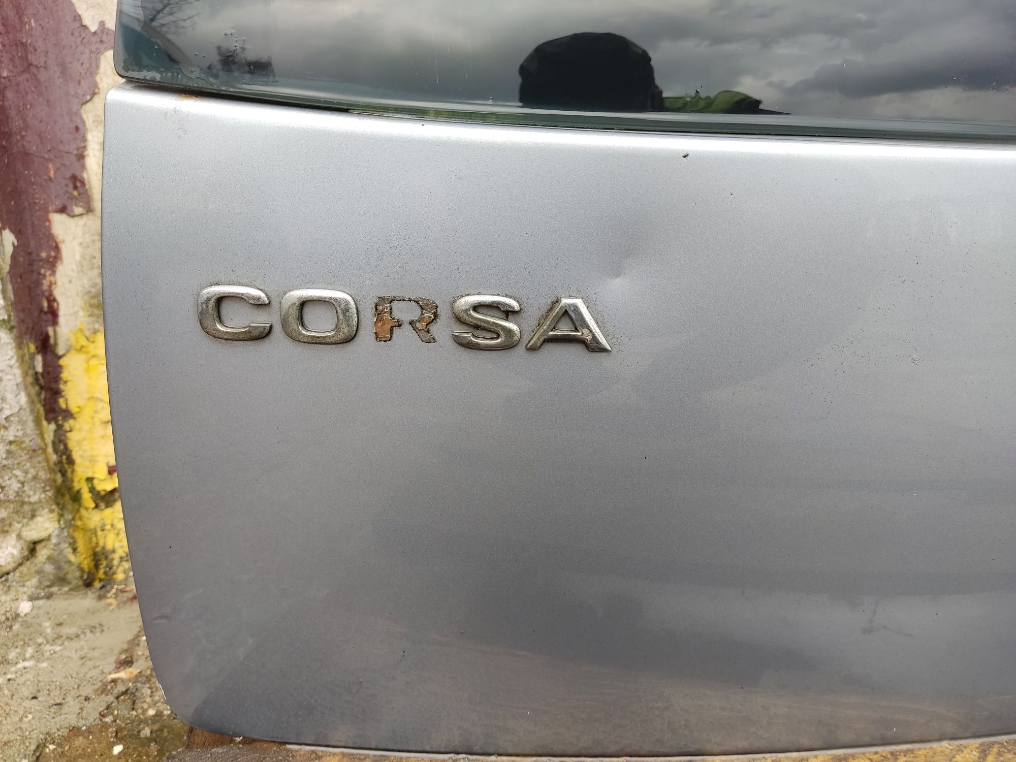 Klapa Tył Tylna Pokrywa Bagażnika Opel Corsa C Kolor Srebrny Z 163