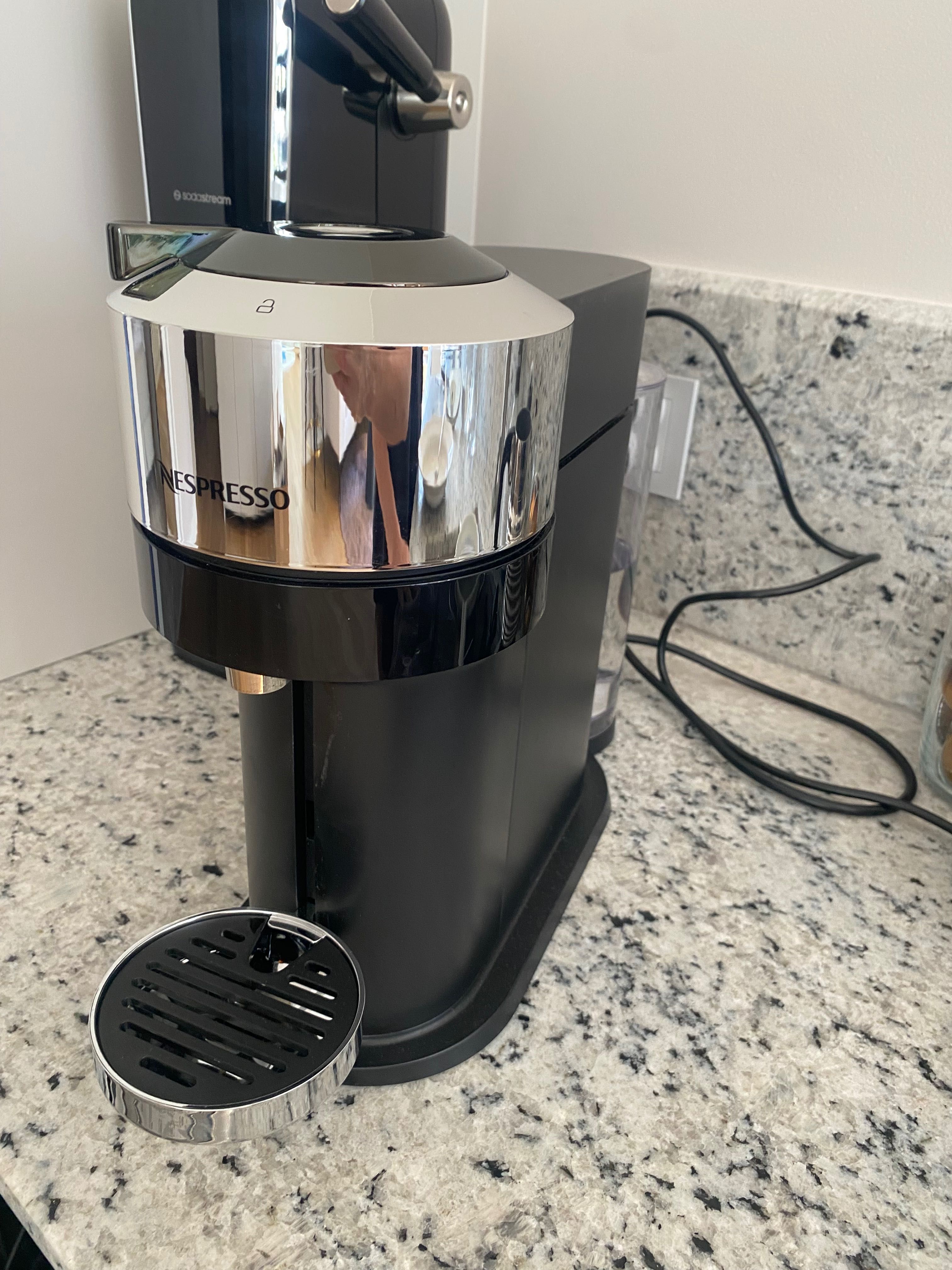 Sprzedam ekpres do kawy Nespresso