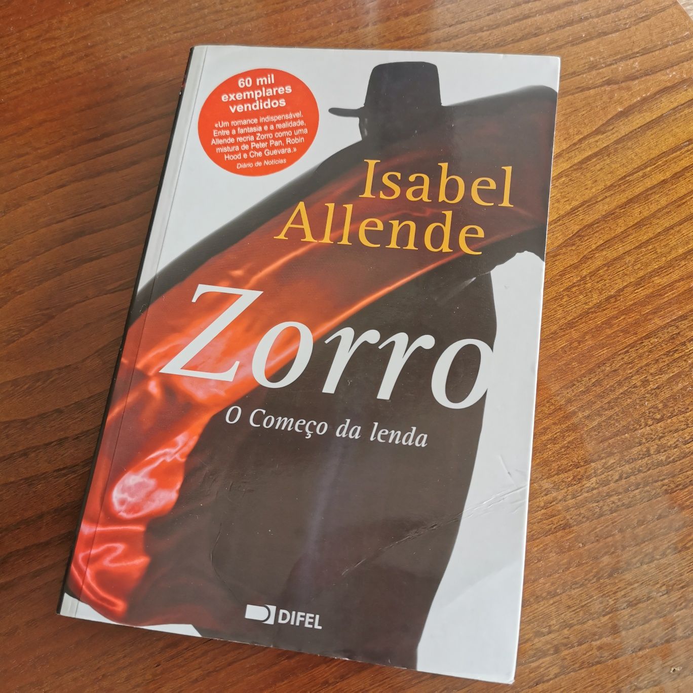 Livro: "Zorro o começo da lenda"