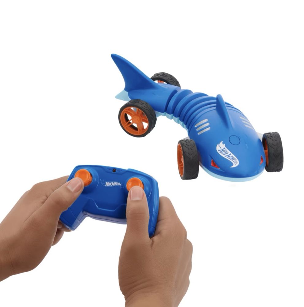 Автомобиль Акула Hot Wheels 1:15 Scale Shark Speeder!