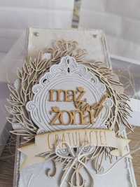 Kartka na ślub ręcznie robiona w kartonie personalizowana