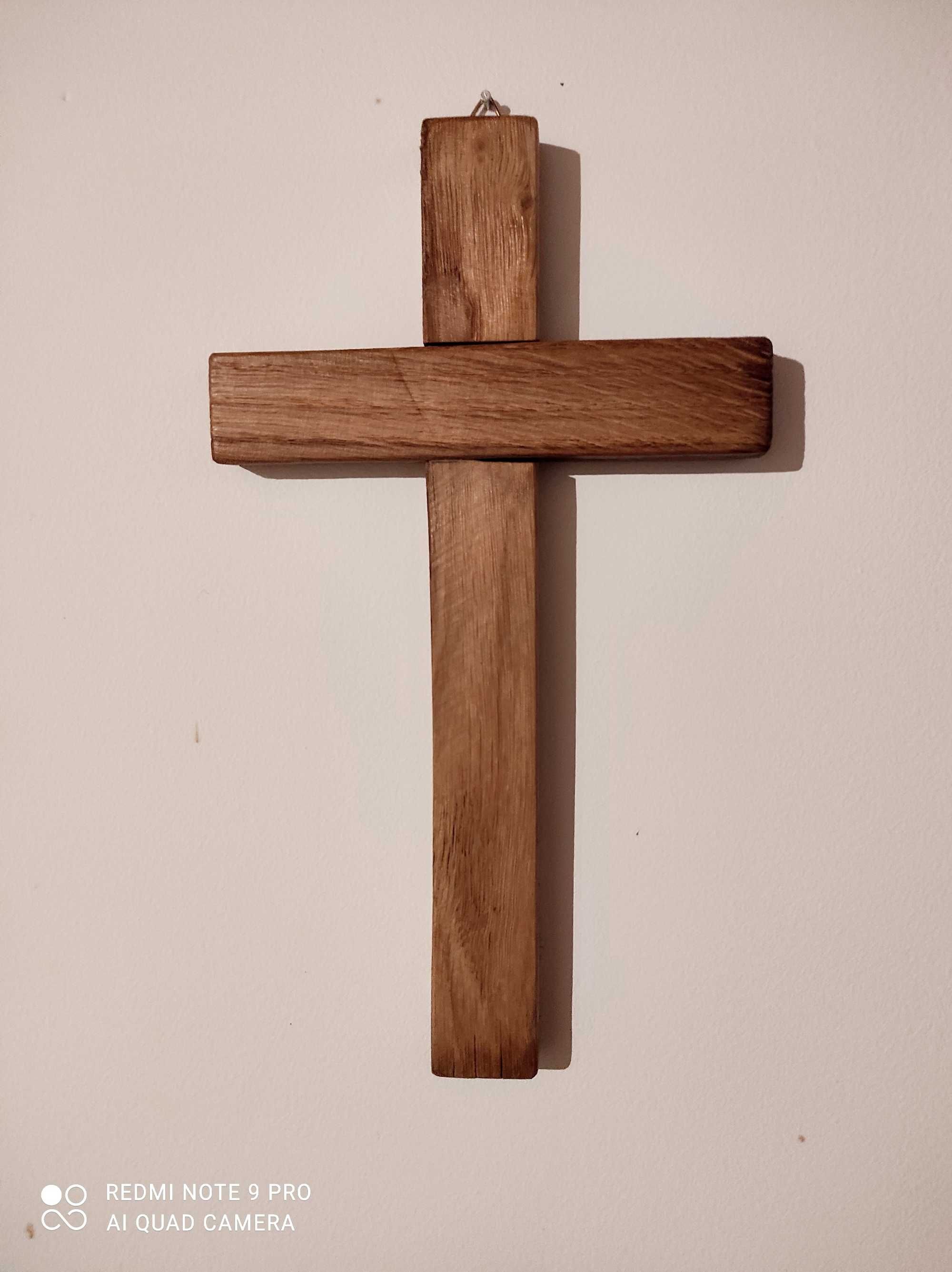Dębowy krzyż, drewniany krzyż, wiszący krzyż, rustykalny