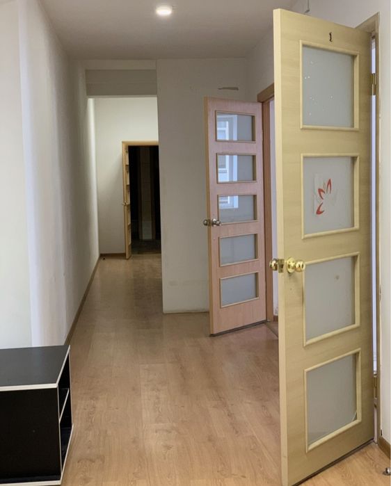 Продаж / оренда комерційного приміщення по
вулиці Героїв УПА. Розташов