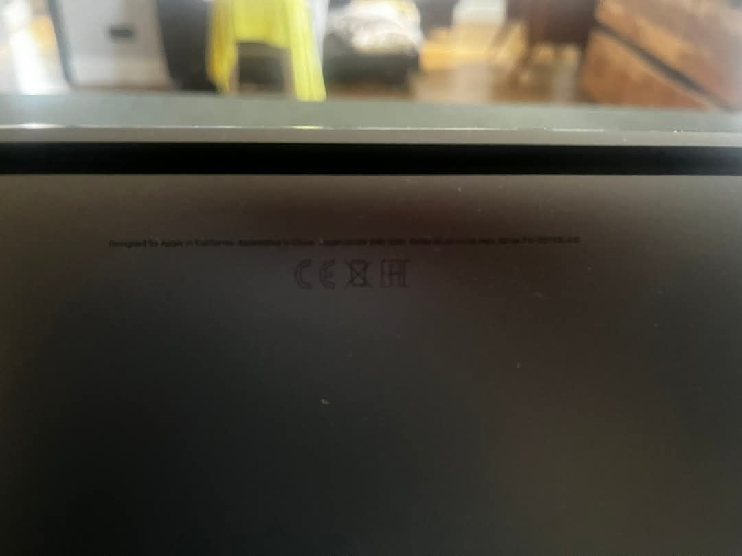 Apple MacBook Pro 13” (2018)