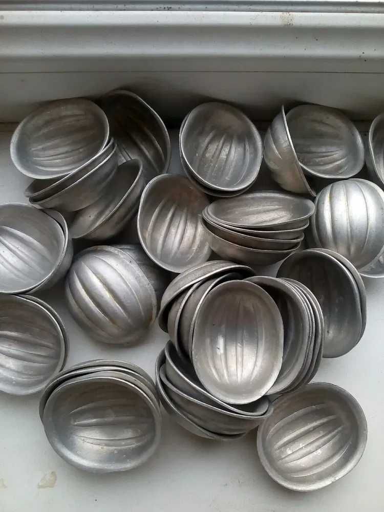Продам форми горішків