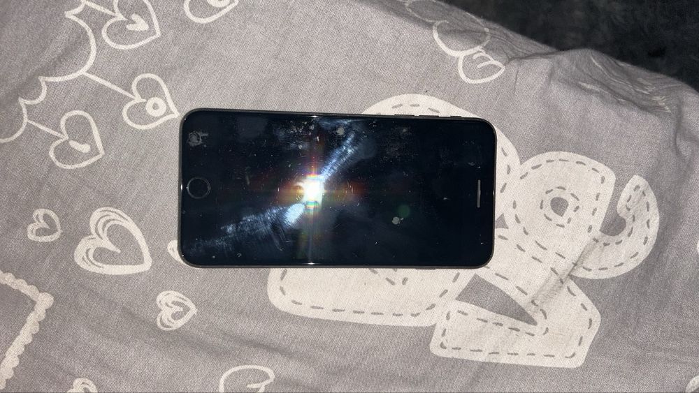 Продам айфон 7+ СРОЧНО!!!