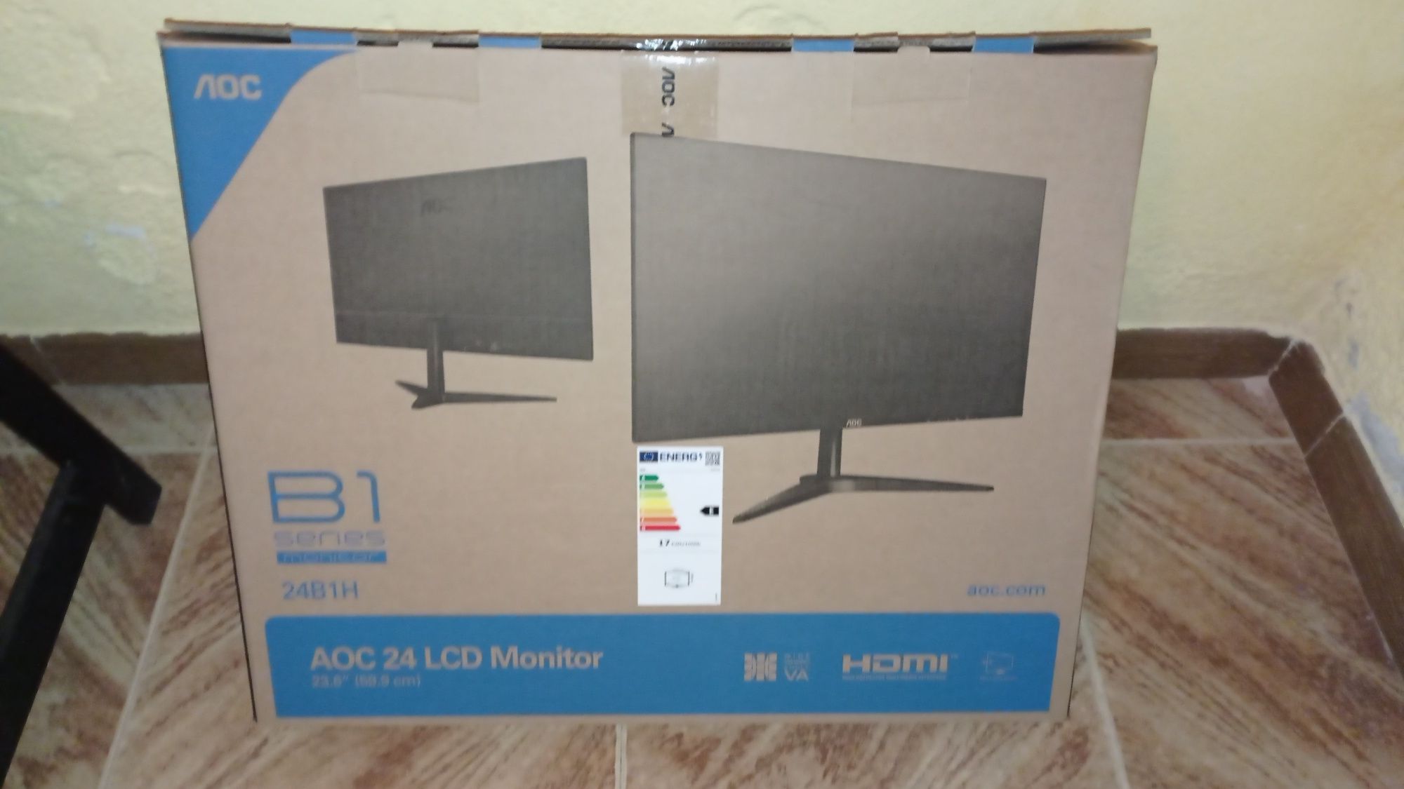 Monitor AOC 24b1h 23.6''