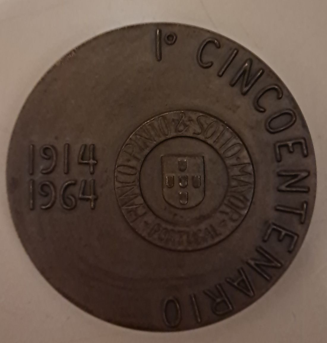 Medalhas 80 mm. 50 anos do Banco Pinto & Sottomayor.