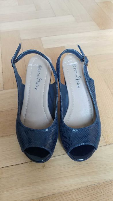 Buty sandały na koturnie Jenny Fairy roz. 37 wys. 10 cm.