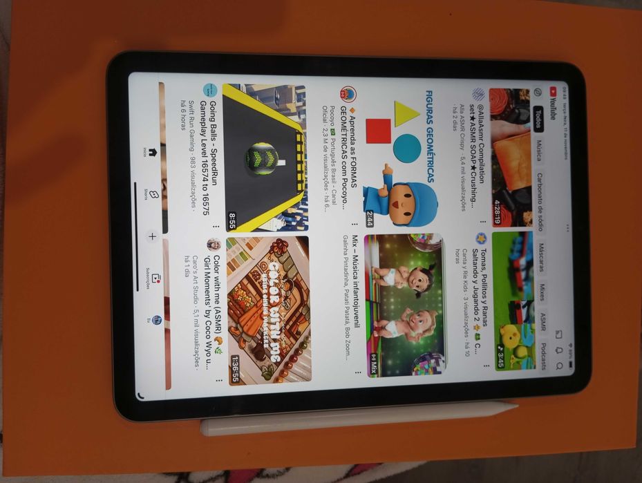 iPad Air 2022 size 10.9