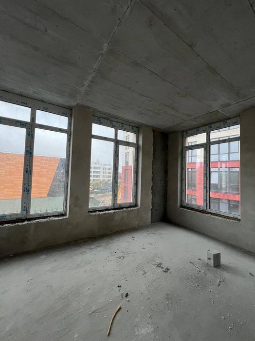 Продаж 4к квартири на Чупринки, елітний новобуд в історичній частині