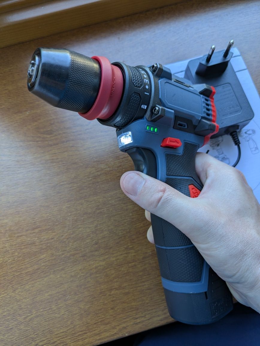 Шуруповёрт бесщеточный 16.8v