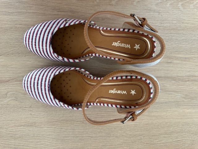 Espadryle/sandały na koturnie Wrangler, rozm. 40, beż w paseczki, nowe