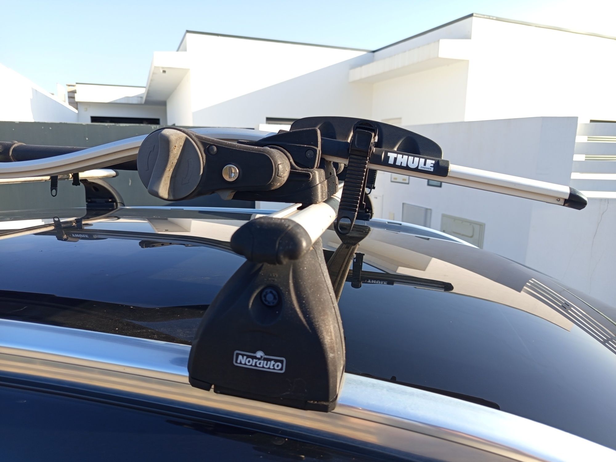 Suporte bicicleta THULE e barras tejadilho