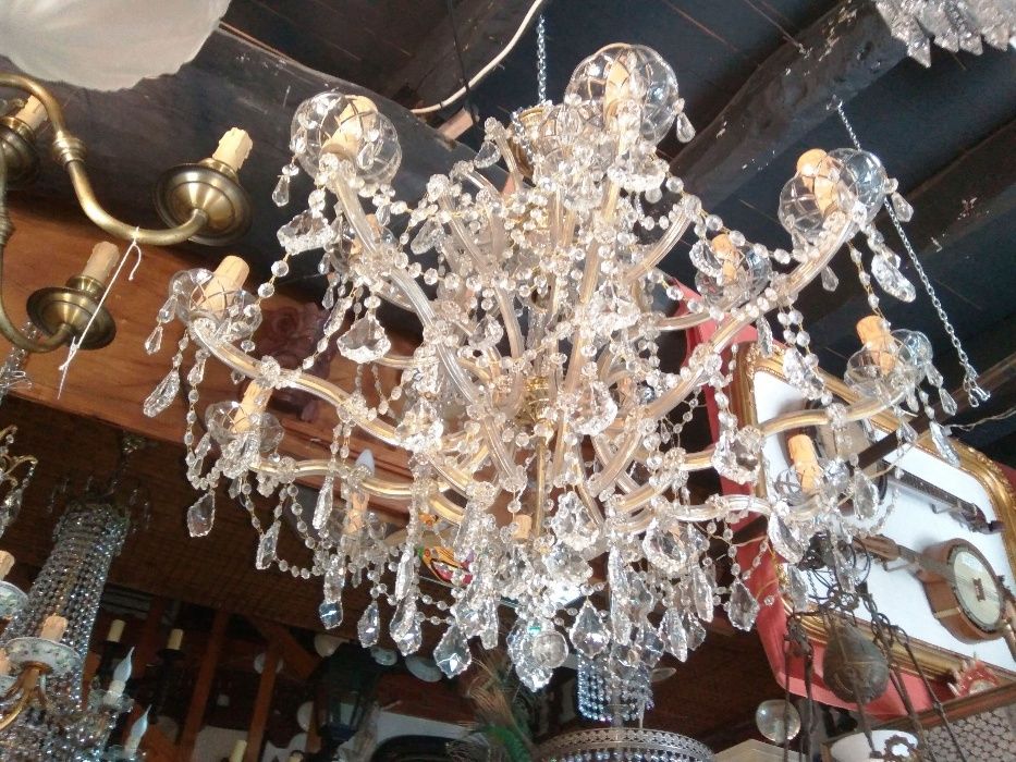 Lustre Maria Teresa Grande Dimensão