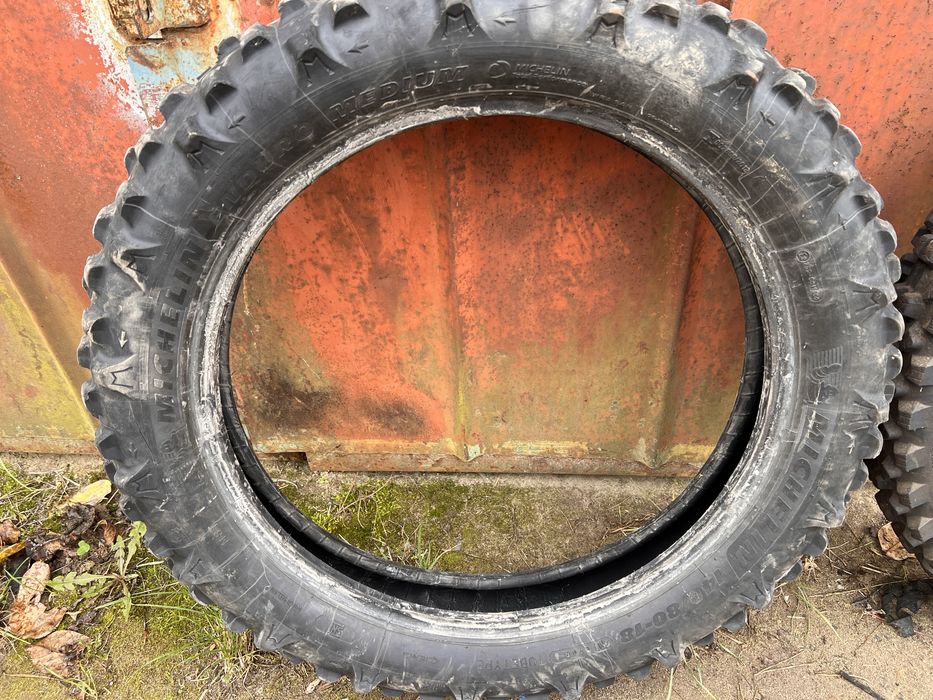 Мотошина мішелін r18