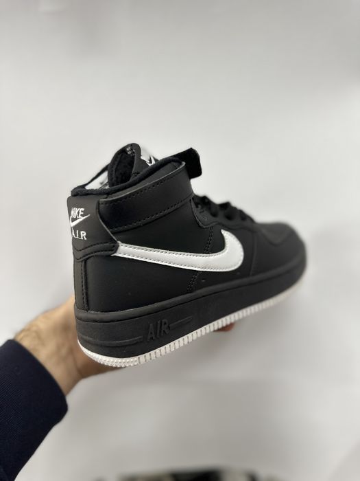 Кроси дитячі зимові Nike Air Force 32-39 чорні, черевики на овчині