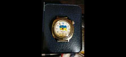Годинник механічний з символікою України
