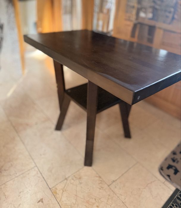 Продам деревянный стол