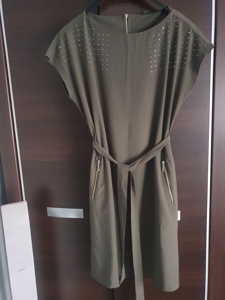 Sprzedam sukienkę Bonprix nowa z metką