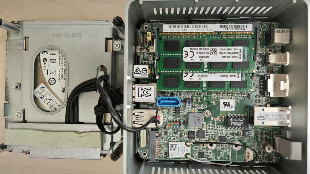Intel nuc nuc5i5ryh
