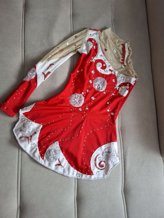 Strój startowy gimnastyka