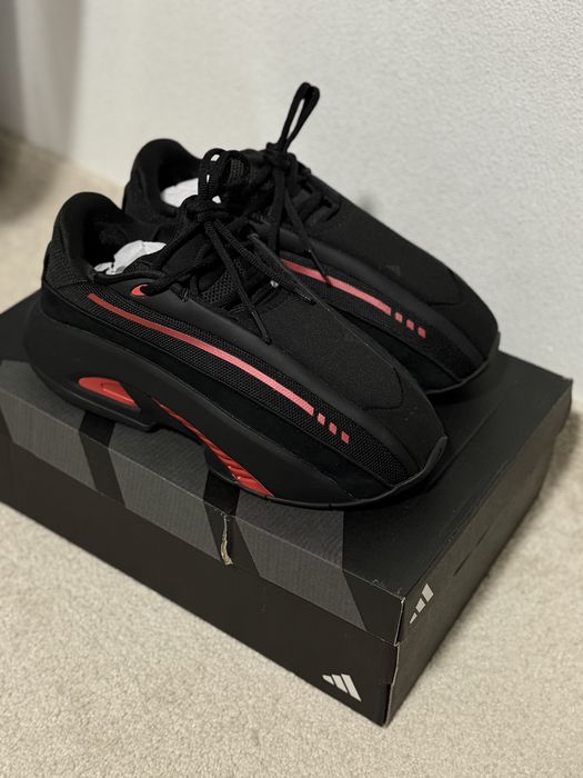 Кросівки Adidas Mad IIInfinity