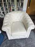 Vendo poltrona tipo chesterfield