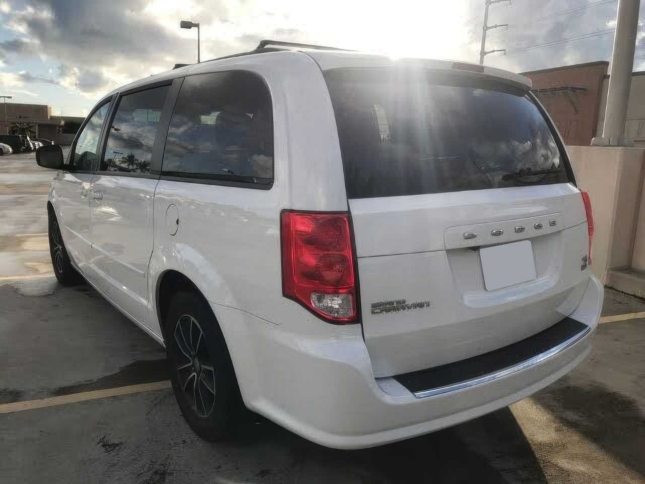 2016 Dodge Grand Caravan RT