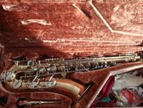 Saksofon tenorowy Yamaha YTS 25 . Duży zestaw