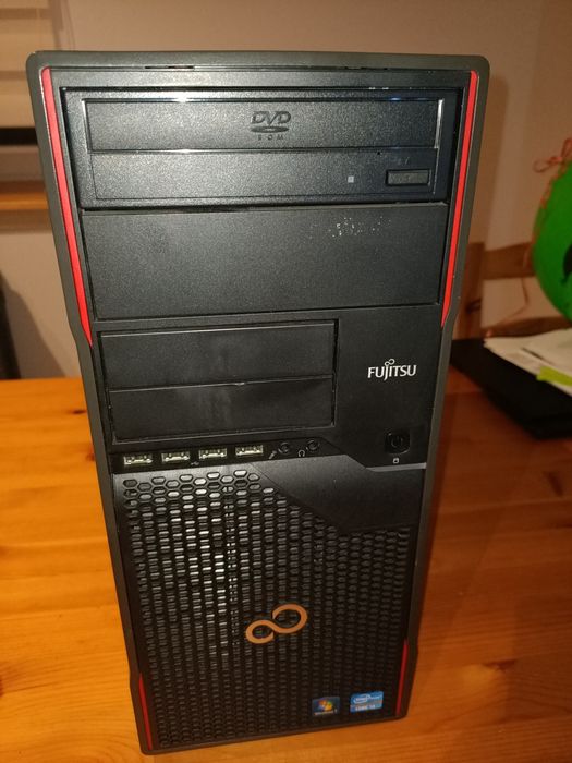 Fujitsu P720, Windows 10 Pro, 8 GB, 120 GB SSD, DVD