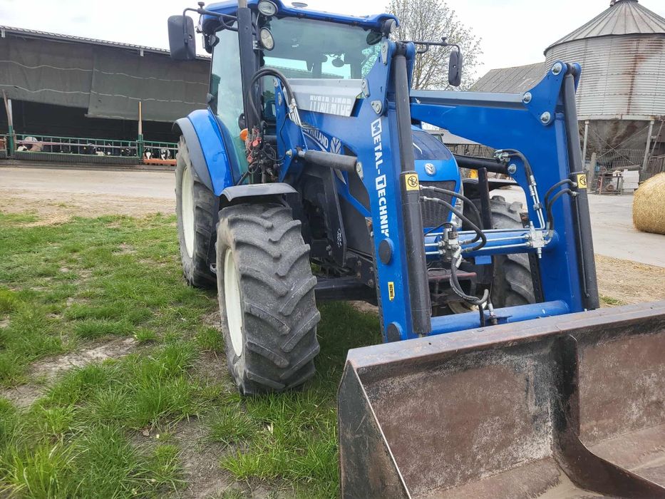New holland td595