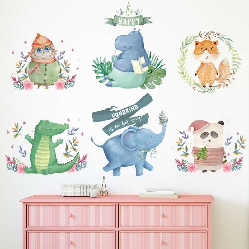 Декоративная наклейка на стену обои  Милые звери
