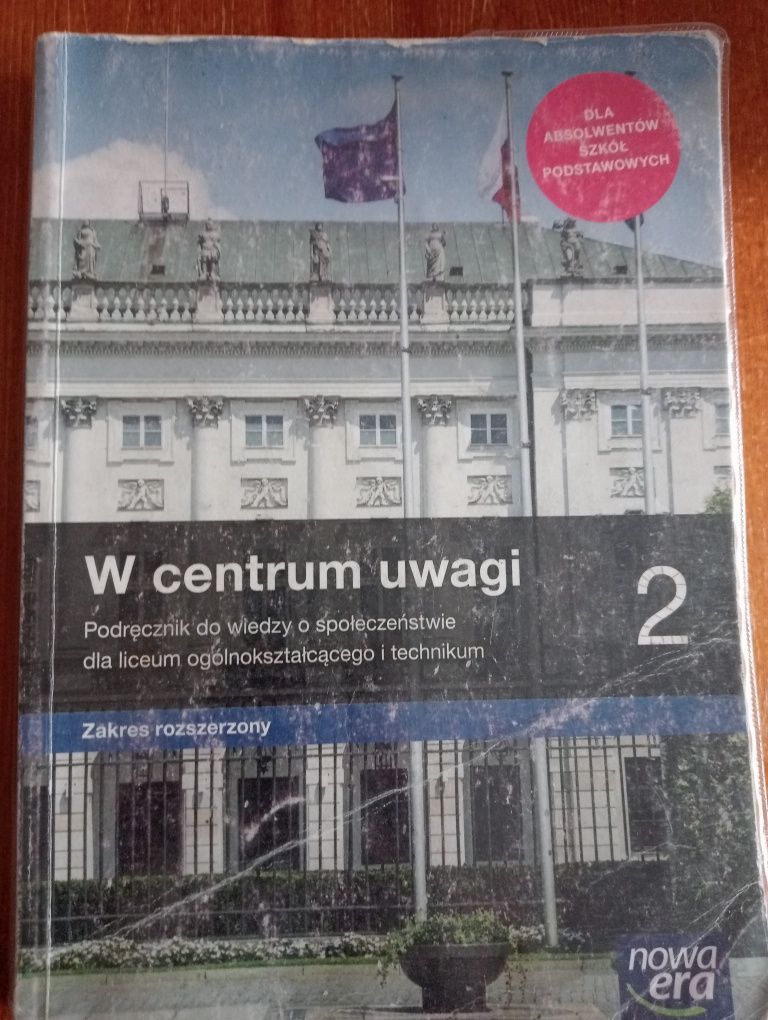 Książka do liceum WOS