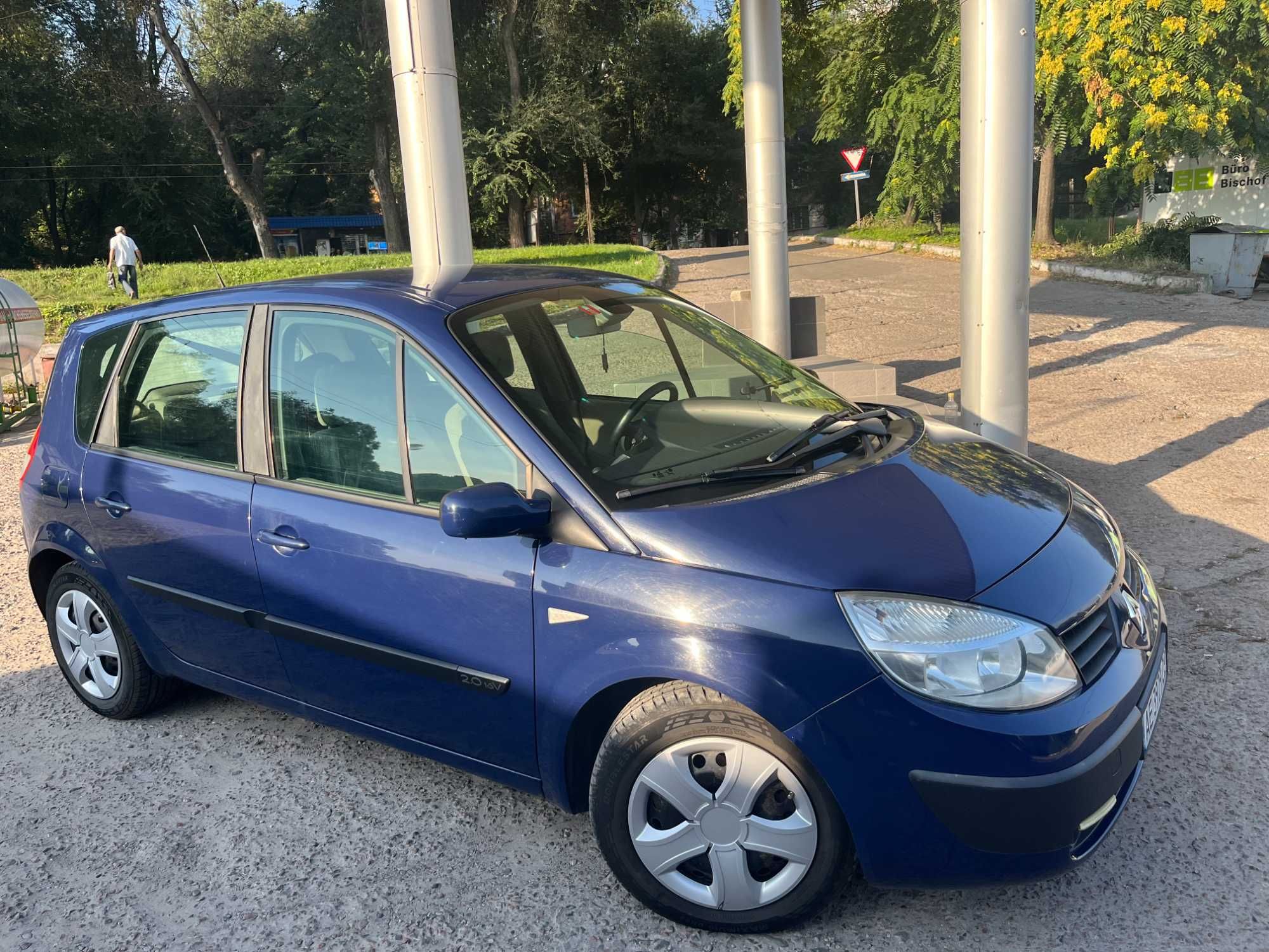 Продам Renault Scenic 2.0 бензин 2005р.