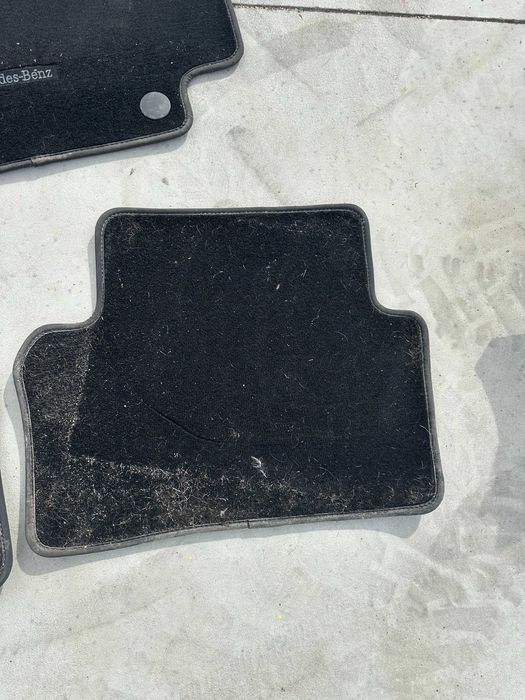 Mercedes E-Klasa W213 Dywaniki Komplet Welur Welurowe