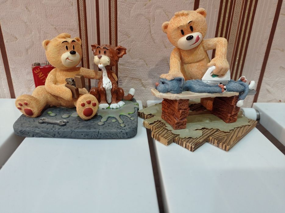 Фигурки ретро и современные